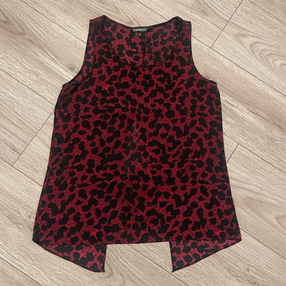 Express Split Back Tank Top